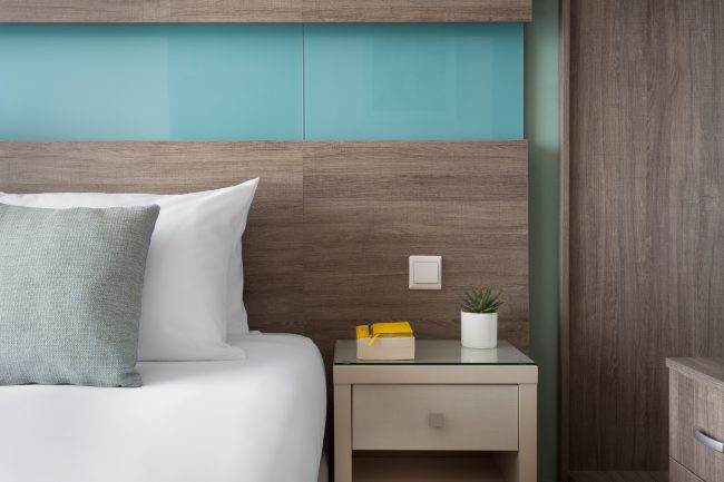 115_The_Strand-Seaview_room-5